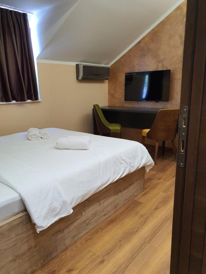 Apartmani Mali Vikend Belgrad Dış mekan fotoğraf